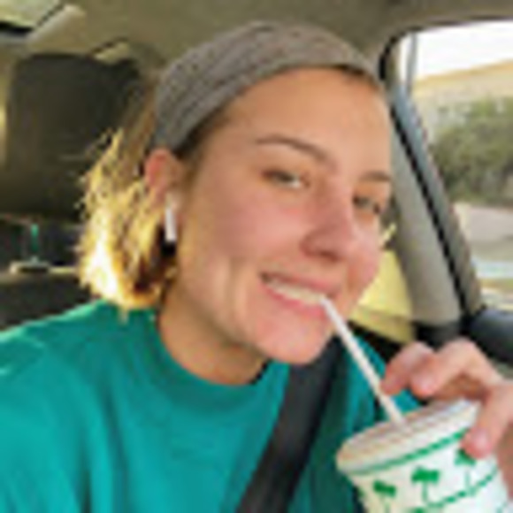 Meet your Posher, Delaney - Picture 1 of 1